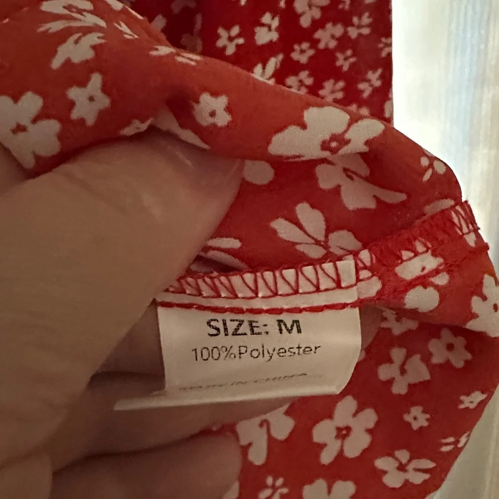 Floral Red Top - Picture 3 of 7